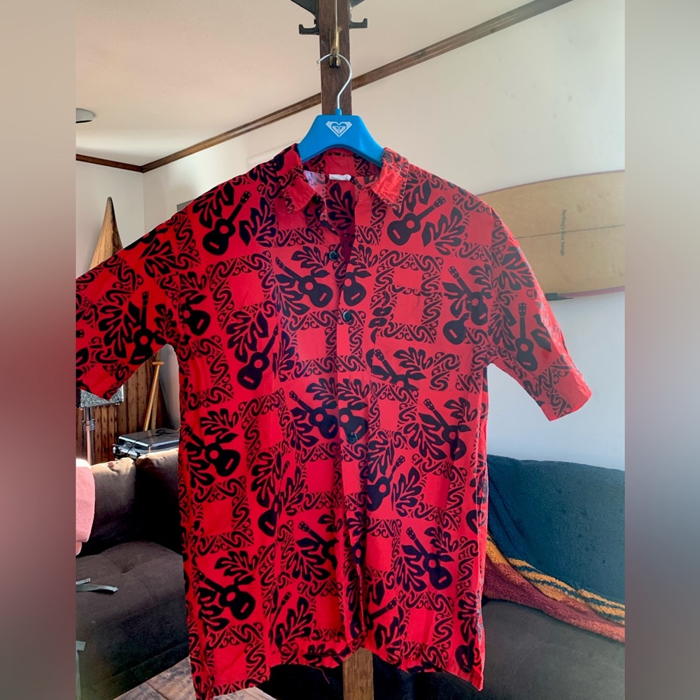 Red authentic Hawaiian button up